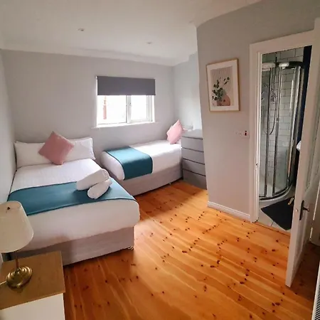 Holiday home Stylish 3 Bedroom House Galway